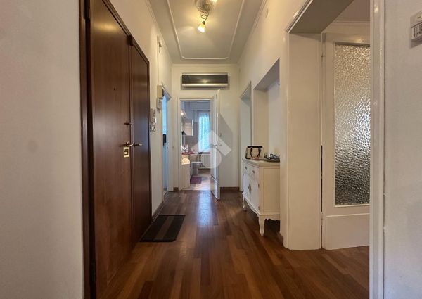 Porzione di trifamiliare in affitto