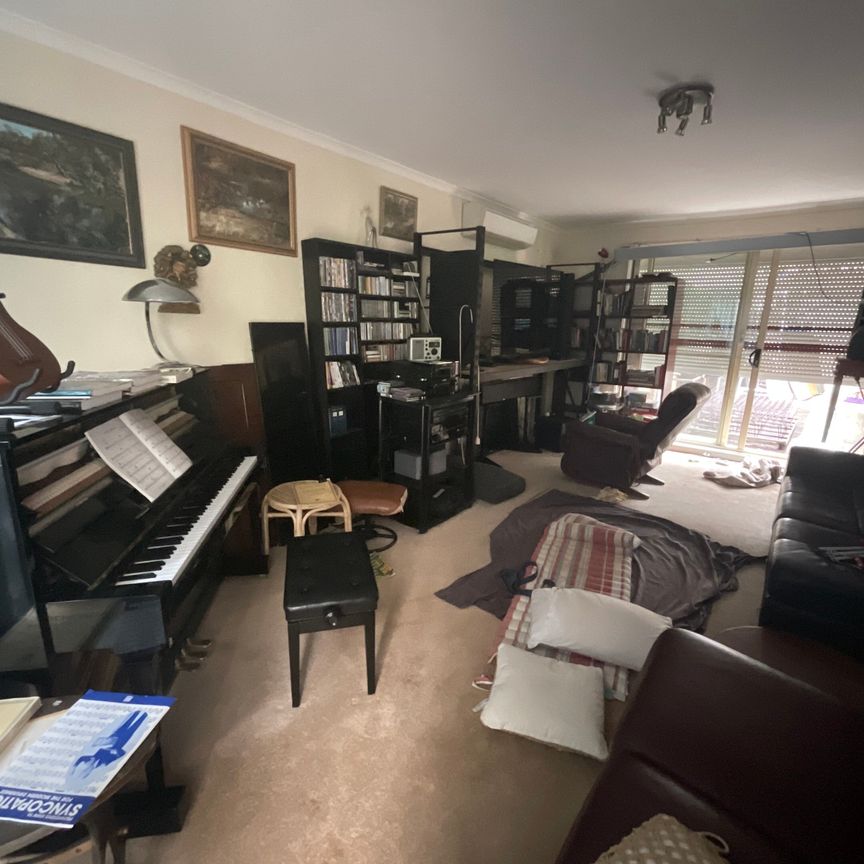Frankston South - Photo 1