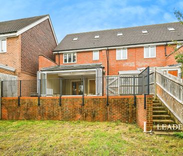 5 bedroom semi-detached to rent Taylor Close, Tonbridge - Photo 6