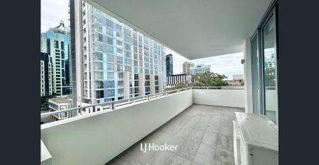 Walk to Station and Shop, Peaceful, Set High - Photo 4