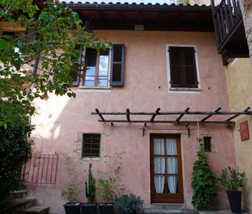 OLD VILLAGE CORE CABIN WITH GARDEN - Photo 3