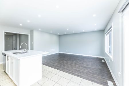 For Lease - 1633 Clitherow Street, Milton, Ontario - Photo 3