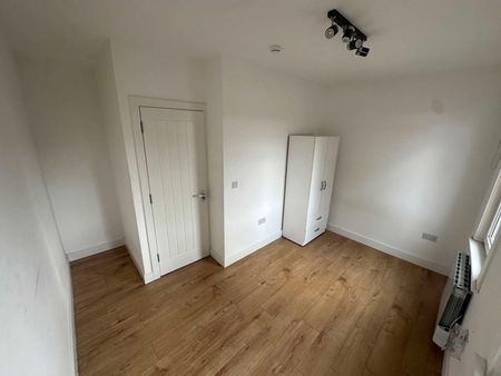 Scotland Green Road Room 5 - Photo 3