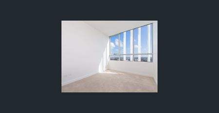 Stylish Two Bedroom Apartment with Stunning Views - Photo 2