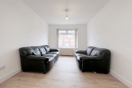 153 Broadway, Belfast, BT12 6HY - Photo 5
