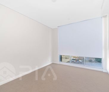 Modern Spacious Apartment, located in Carlingford West Public Schoo... - Photo 5