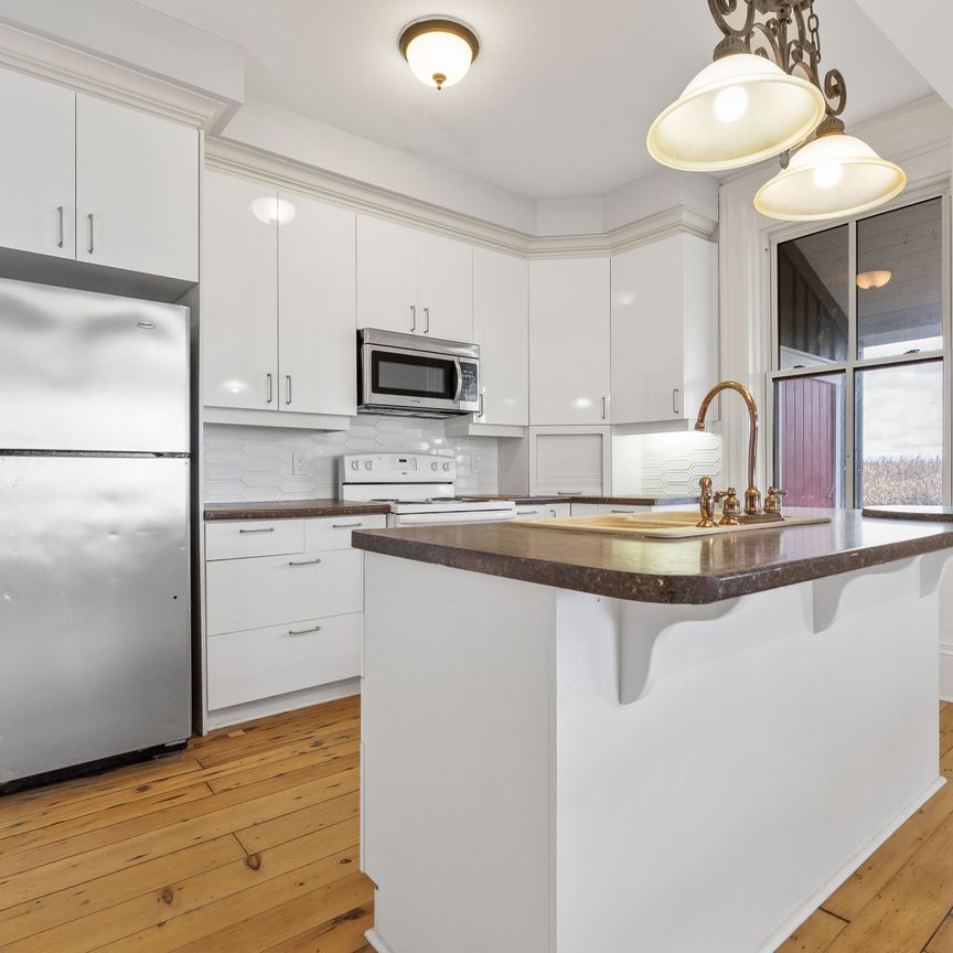 For Lease - 94 Hillhead Road, Kawartha Lakes, Ontario - Photo 1