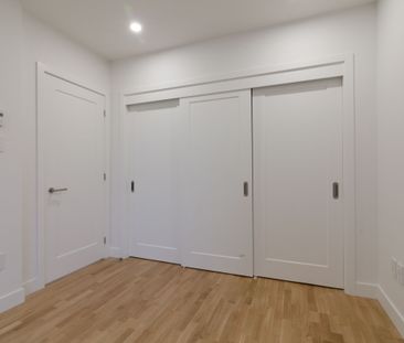 2050 Claremont Ave - Photo 3