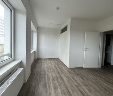 3 Raum Wohnung mit Balkon - Photo 1