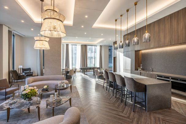 815 Avenue Plymouth, Montréal, QC - Photo 1