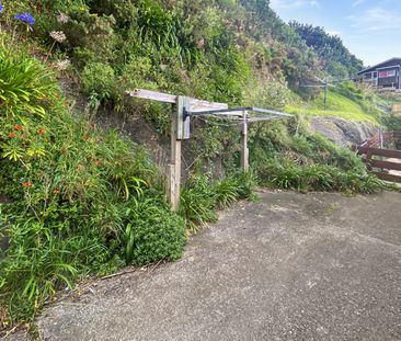 Happy Valley - Two Bedrooms & close to the Beach! - Photo 1