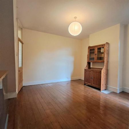 3 bedroom terraced house to rent - Photo 3