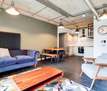 1 Bed Apartment - Photo 2
