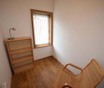 2 bedroom cottage to rent - Photo 2