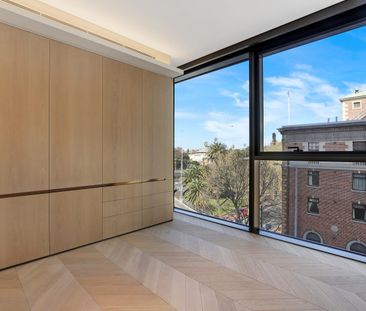 Stunning Residence In an Iconic Location With Parking - Photo 2