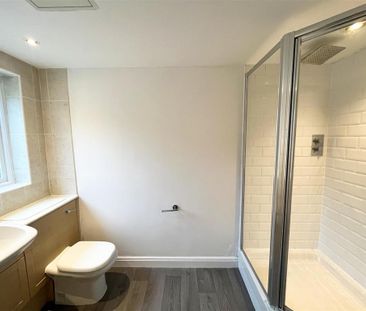 2 bedroom apartment to rent - Photo 6