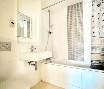 Friary Court, Tudor Road, Reading, Berkshire, RG1 - Photo 2