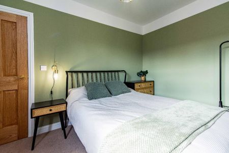 3 bedroom detached house to rent - Photo 4