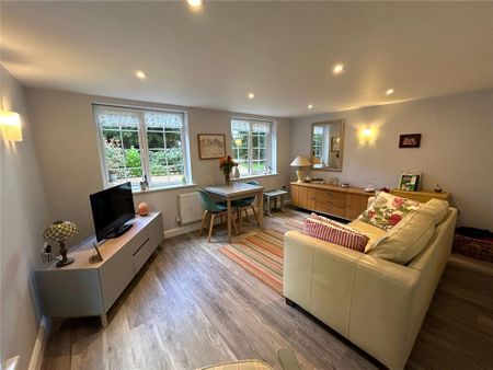 1 bedroom detached house to rent - Photo 3