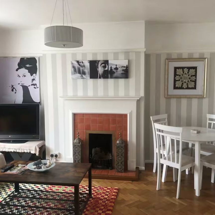 1 Bed Flat, Spencer Court, SW20 - Photo 1