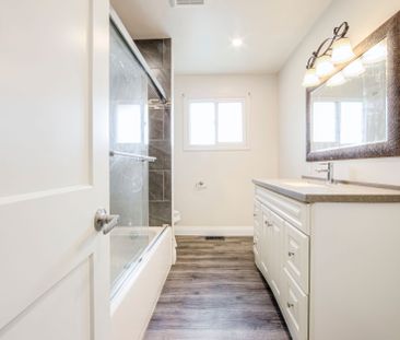 For Lease - 614 Gibb Street, Oshawa, Ontario - Photo 6