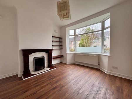 4 bedroom semi-detached house to rent - Photo 3