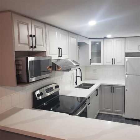 For Lease - 81 Millhouse Crescent Unit# Lower, Toronto, Ontario - Photo 4