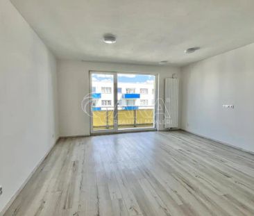 Pronájem, 1+kk 37 m - Photo 1