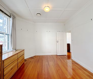 Charming Apartment Gem on Newton Road, Mount Eden! - Photo 3