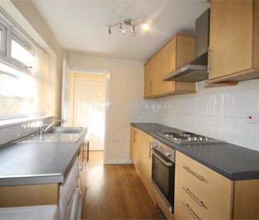 2 bedroom house to rent Cyril Street, Warrington, WA2 - Photo 1