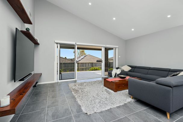 Immaculate Family Home in a Prime Location - Photo 1