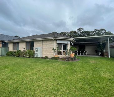 Beautiful Large Family Home - Photo 3