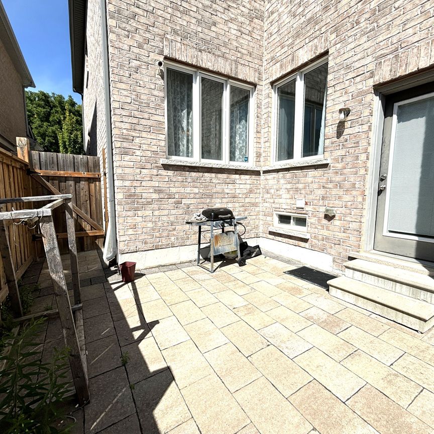 For Lease - 511 William Forster Road, Markham, Ontario - Photo 1