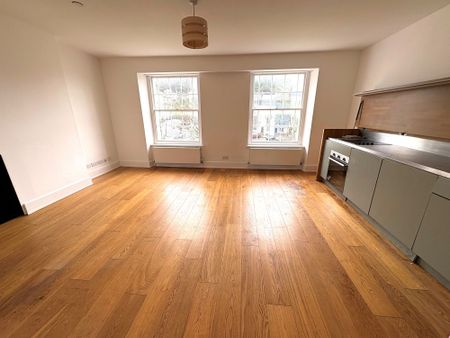 1 bed flat to rent in Wellington Square, Hastings, TN34 - Photo 4