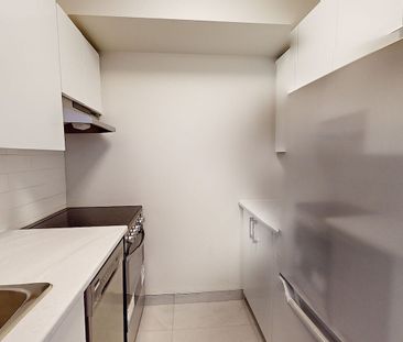61 McEwen, Woodroffe - Lincoln Heights, Ottawa, ON - Photo 4