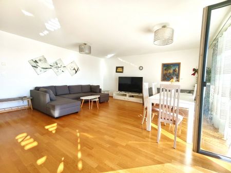 5 Zimmer, 145 m², 4. Stock - Photo 2