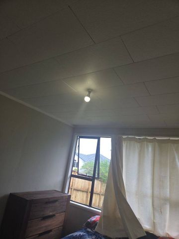 Rear Unit in Convenient Location - Papamoa - Photo 4