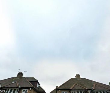 Room in a Shared House, Shooter Hill Road London, SE18 - Photo 1