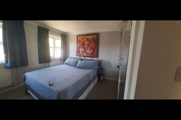 Room in a Shared House, Baird Gardens, SE19 - Photo 1