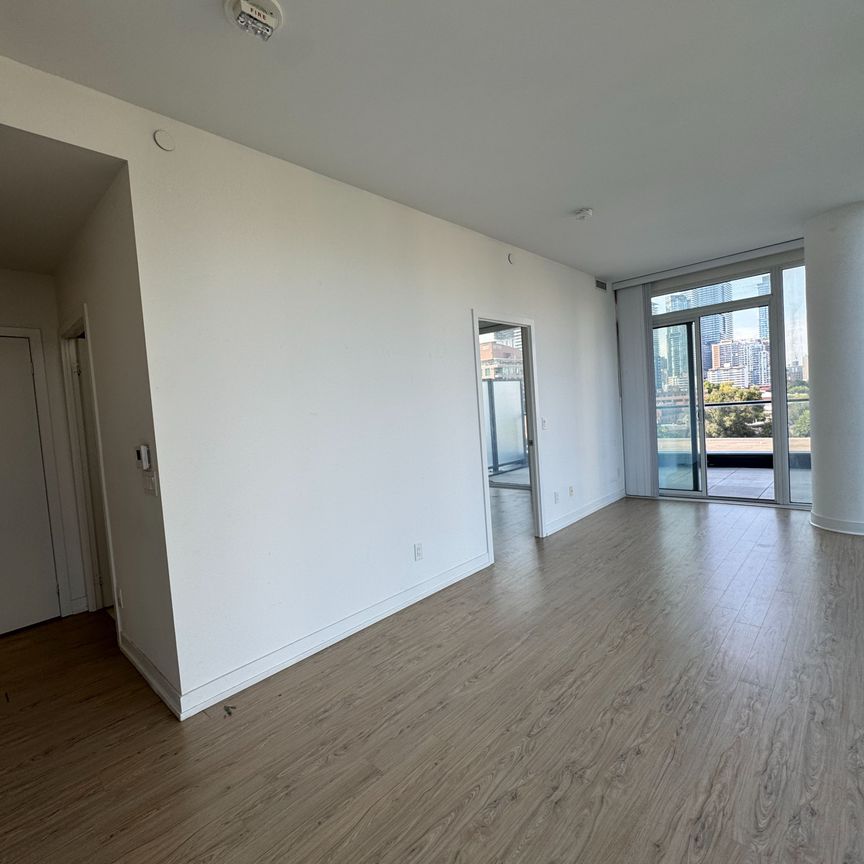 For Lease - 85 Wood Street Unit# 912, Toronto, Ontario - Photo 1