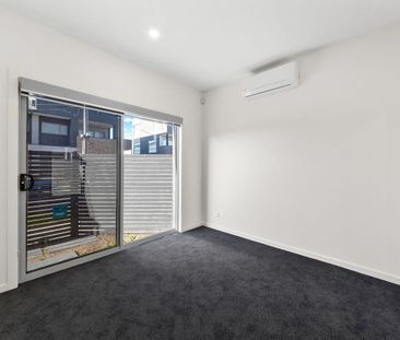 25A Dunedin Street, Maidstone VIC 3012 - Townhouse For Rent | Domain - Photo 6