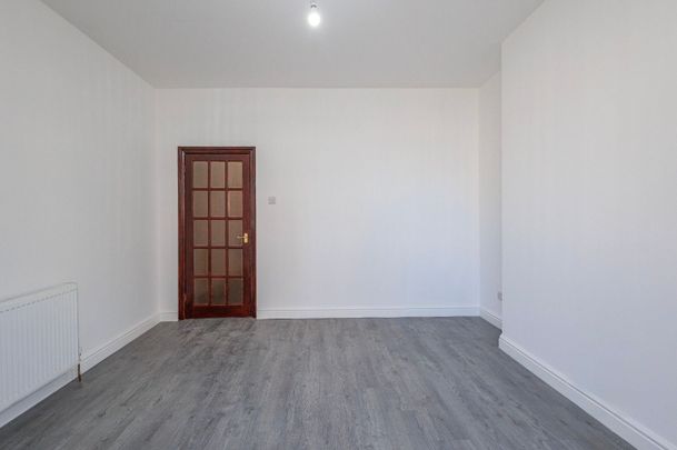 3 Bed End Terrace, St Georges Road, CV1 - Photo 1