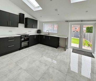 Manchester Road, Over Hulton, Bolton, BL5 - Photo 6