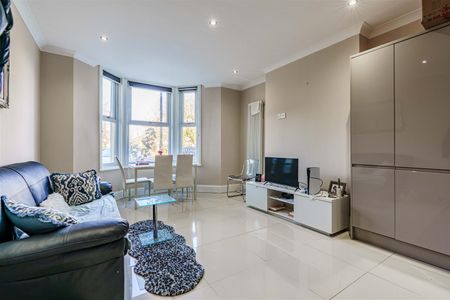 2 bed apartment to rent in Salters Road, Newcastle Upon Tyne, NE3 - Photo 3