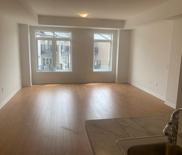 For Lease - 439 Dougall Avenue Unit# # 302, Caledon, Ontario - Photo 4