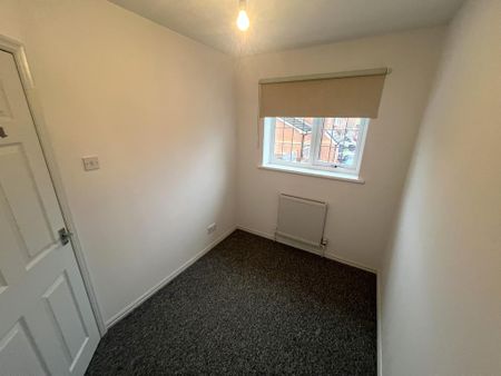 3 bedroom semi-detached house to rent - Photo 4