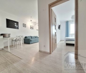 Wynajmę jasne 2 pokoje z balkonem, 2018 r, winda - Zdjęcie 4