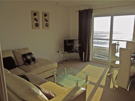 2 bedroom flat to rent - Photo 3