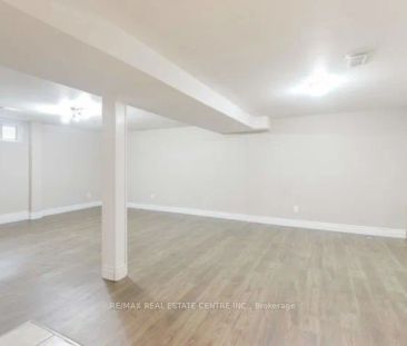 Property For Lease | W9015607 - Photo 6