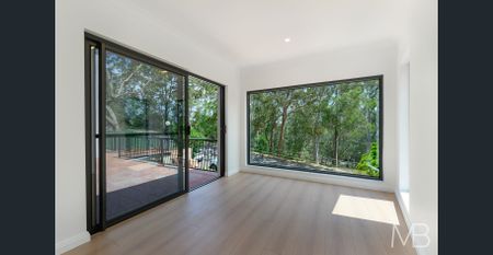 ELEGANT FAMILY HOME CLOSE TO NATIONAL PARK - Photo 2